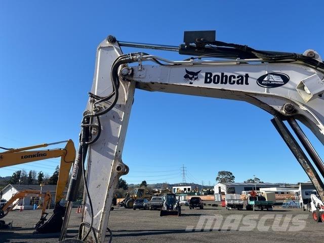 Bobcat E63 Mini kotrók < 7t