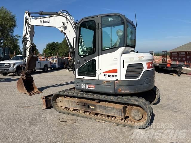 Bobcat E80A Lánctalpas kotrók