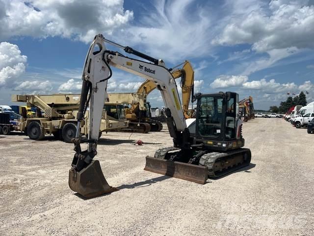 Bobcat E85 Lánctalpas kotrók