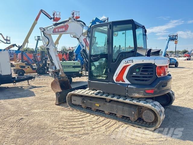 Bobcat E88 Lánctalpas kotrók