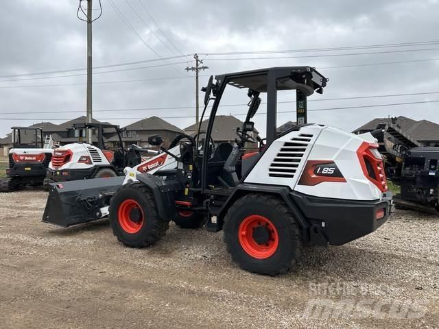 Bobcat L85 Gumikerekes homlokrakodók