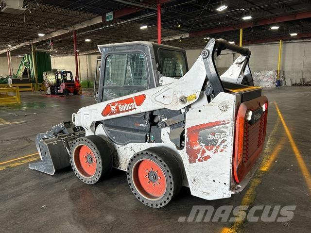 Bobcat S66 Kompaktrakodók