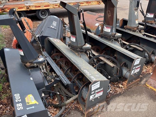 Bobcat SB200 Hómarók
