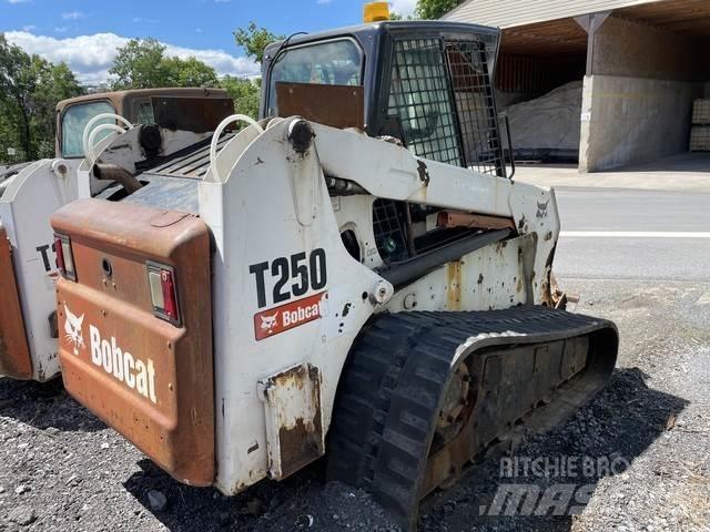 Bobcat T250 Kompaktrakodók