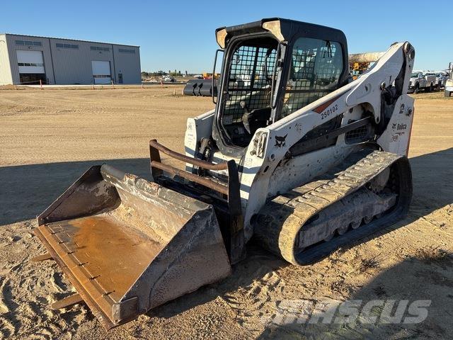 Bobcat T740 Kompaktrakodók
