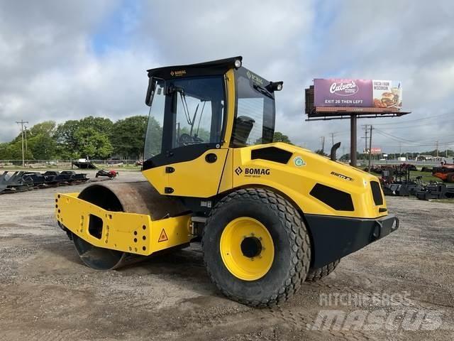 Bomag BW177D-5 Egydobos hengerek