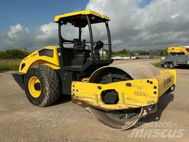 Bomag BW211D-5 Egydobos hengerek