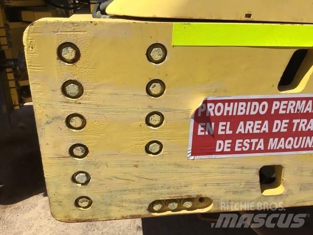 Bomag BW219DH-4 Egydobos hengerek