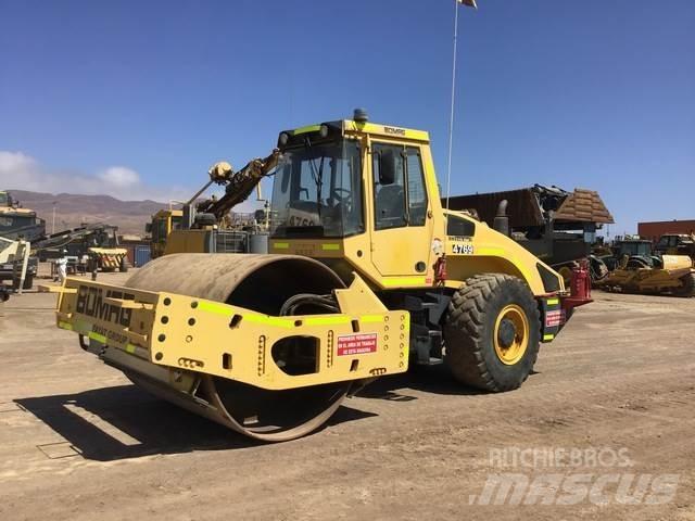 Bomag BW219DH-4 Egydobos hengerek