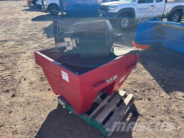 Boss  Homok és Sószórók