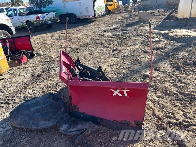 Boss XT Hóeltakarítók