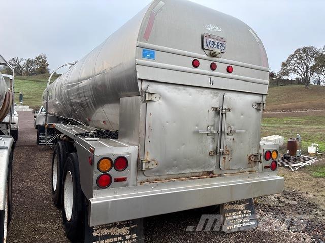 Brenner  Tartályos pótkocsik