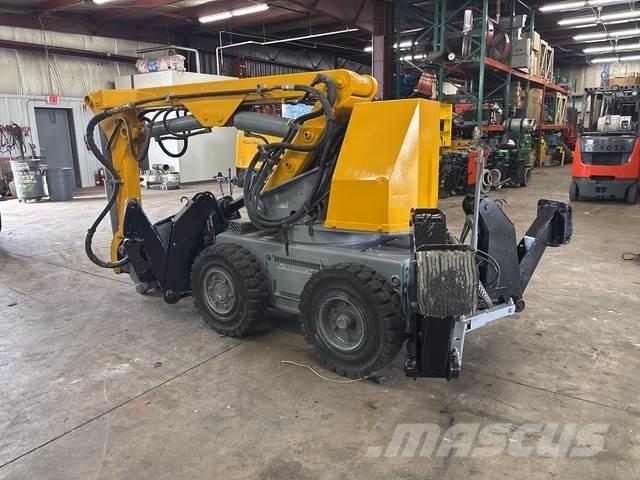 Brokk BM250E Bontásra használt kotrók