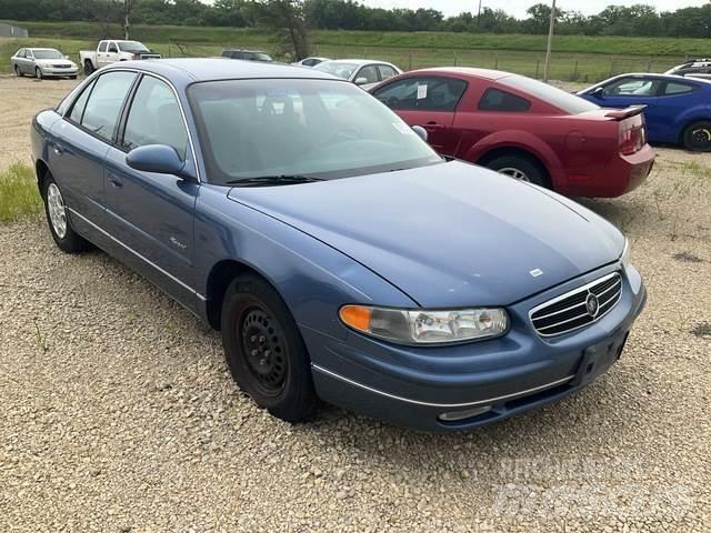 Buick Regal LS Kistehergépjárművek