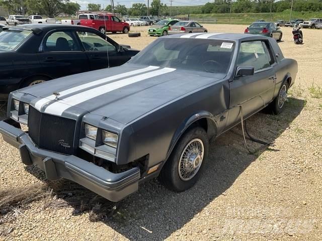 Buick Riviera Kistehergépjárművek