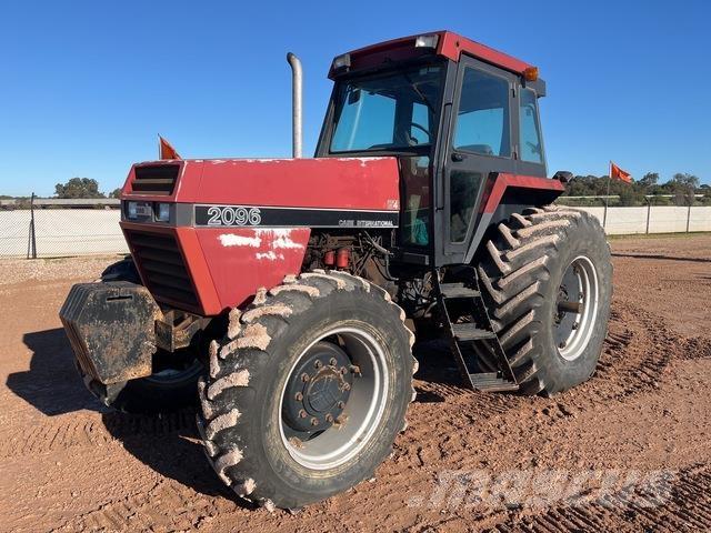CASE 2096 Traktorok