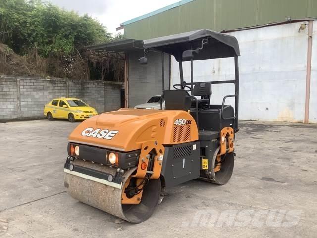 CASE 450DX Ikerdobos hengerek