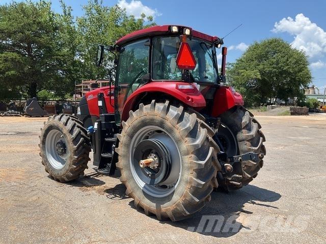 Case IH 140A Traktorok