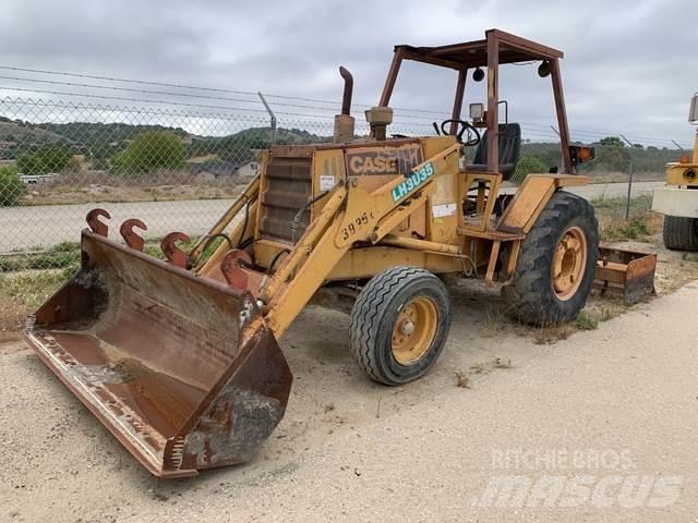 Case IH 480ELL Homlokrakodók és kotrók