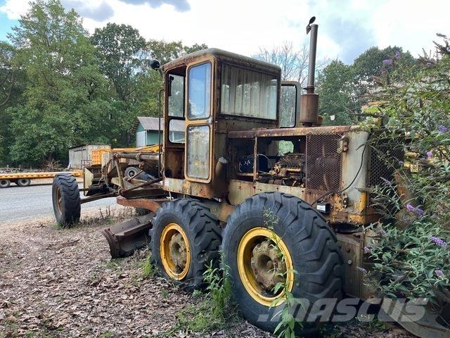 CAT 12E Gréderek
