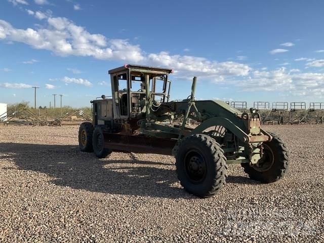 CAT 130G MIL Gréderek