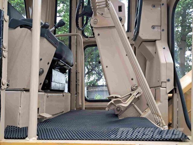 CAT 140H Gréderek