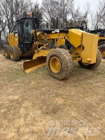 CAT 140M3 Gréderek