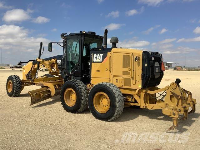 CAT 140M3 Gréderek