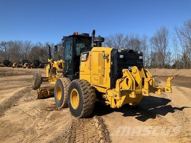CAT 140M3 Gréderek