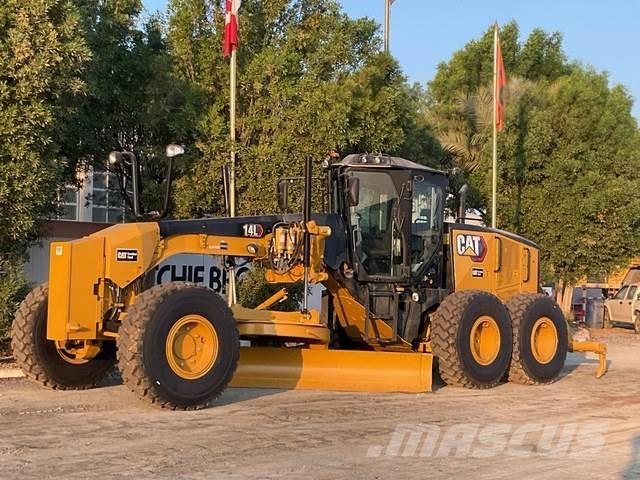 CAT 14L AWD Gréderek