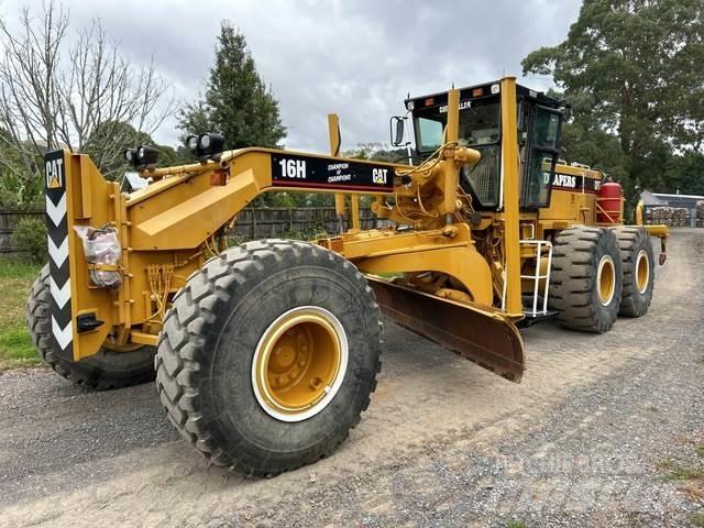 CAT 16H Gréderek