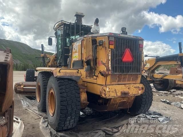 CAT 16M Gréderek