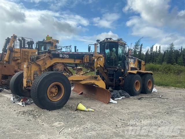 CAT 16M Gréderek
