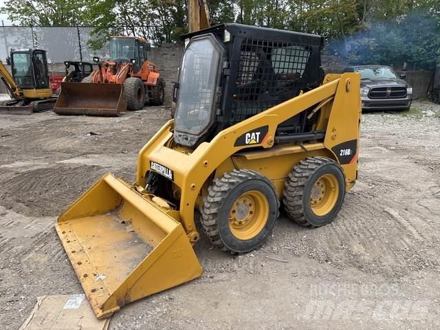 CAT 216B3 Kompaktrakodók