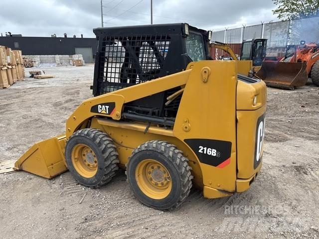 CAT 216B3 Kompaktrakodók