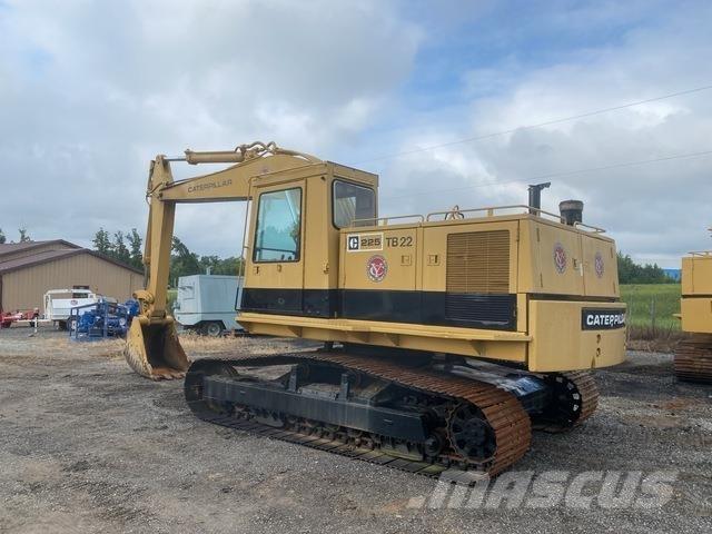 CAT 225 Lánctalpas kotrók