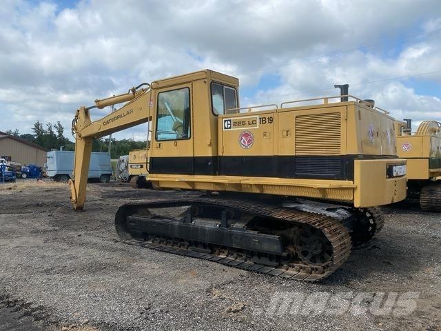 CAT 225 LC Lánctalpas kotrók