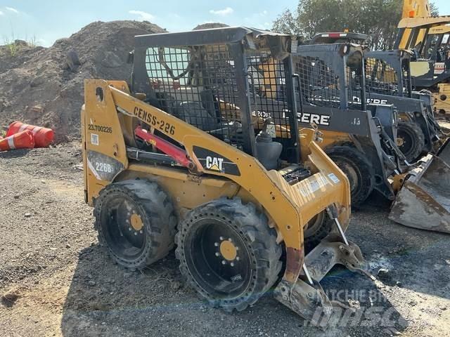 CAT 226B3 Kompaktrakodók