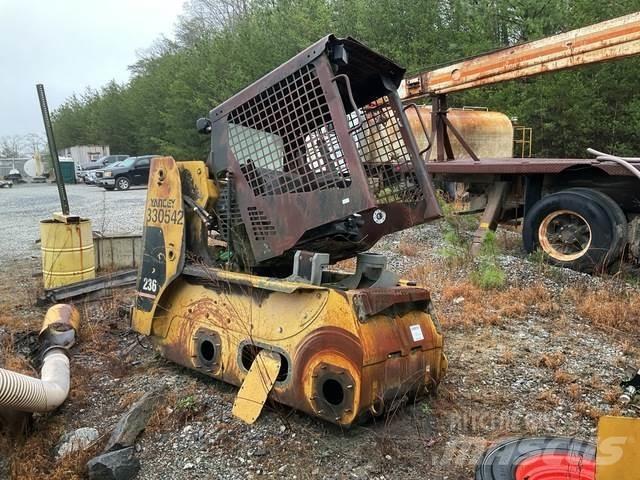 CAT 236 Kompaktrakodók