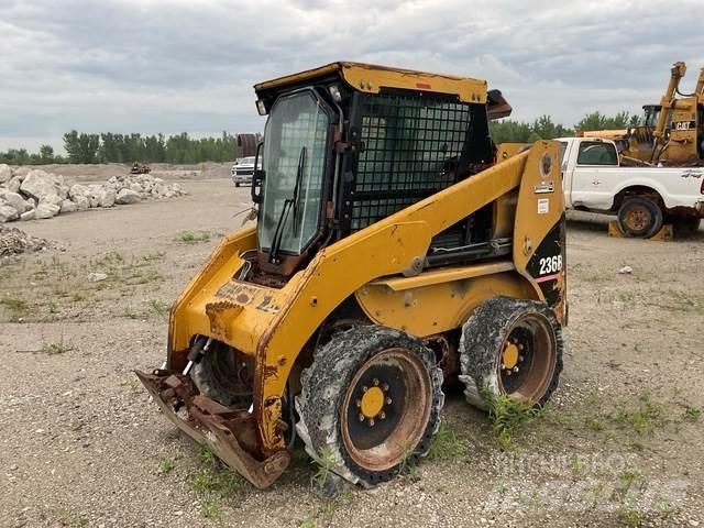 CAT 236B Kompaktrakodók
