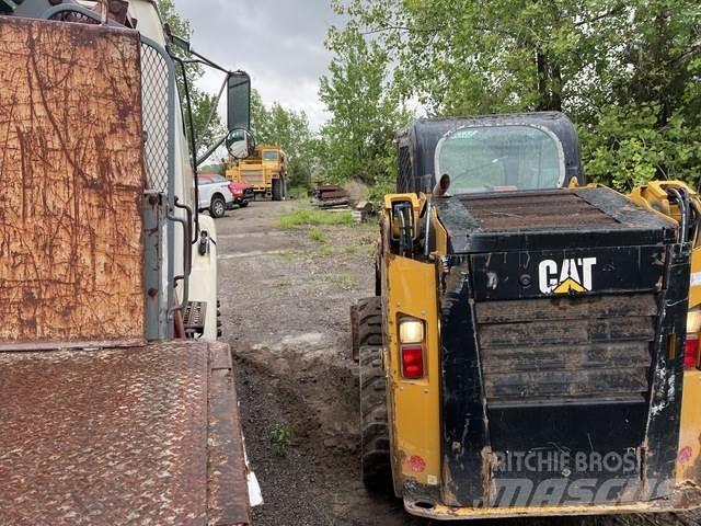 CAT 236D Kompaktrakodók