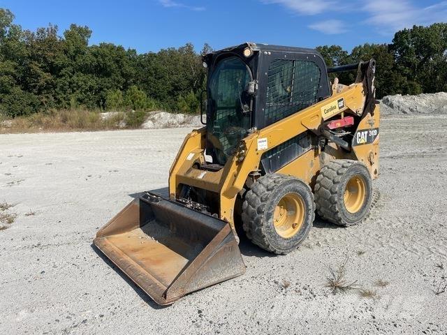 CAT 242D Kompaktrakodók