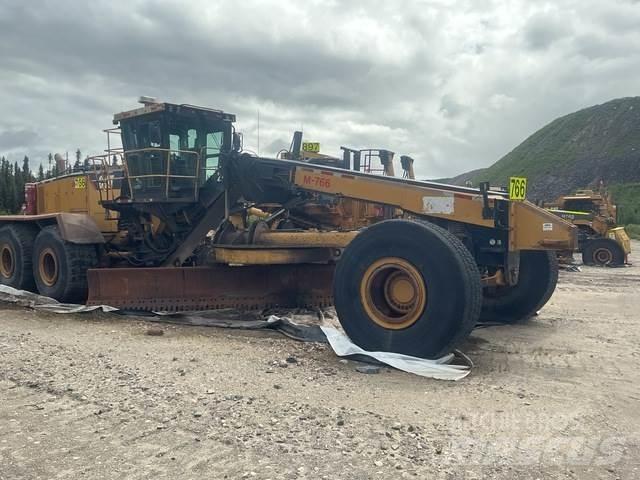 CAT 24M Gréderek