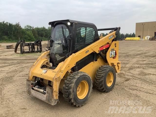 CAT 262D3 Kompaktrakodók