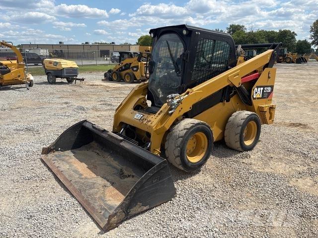 CAT 272D2 XHP Kompaktrakodók