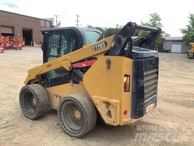 CAT 272D3 Kompaktrakodók