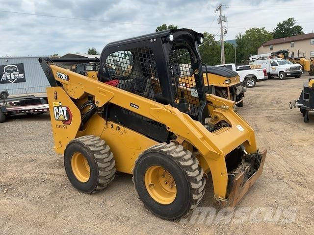 CAT 272D3 Kompaktrakodók