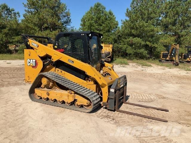CAT 299D3 Kompaktrakodók