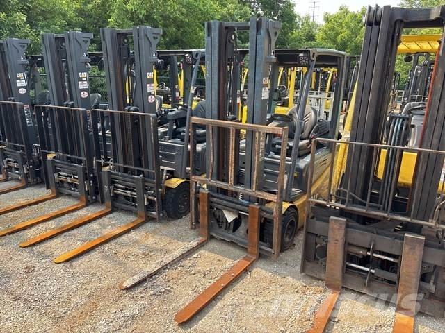 CAT 2ET4000 Elektromos targoncák