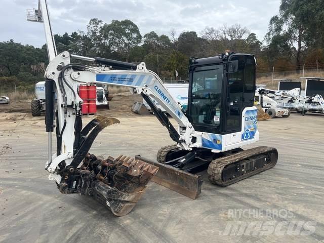 CAT 303.5CR Mini kotrók < 7t